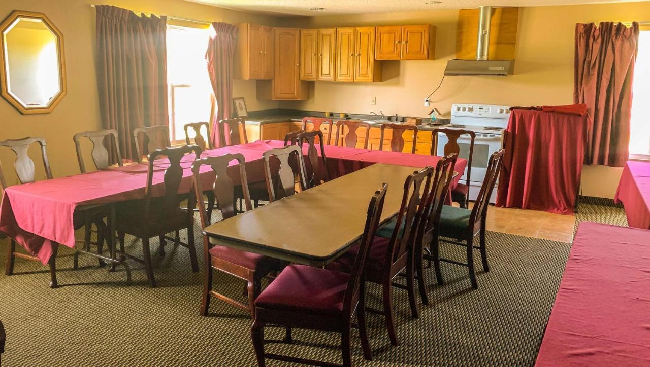Royal Inn Rockville Экстерьер фото