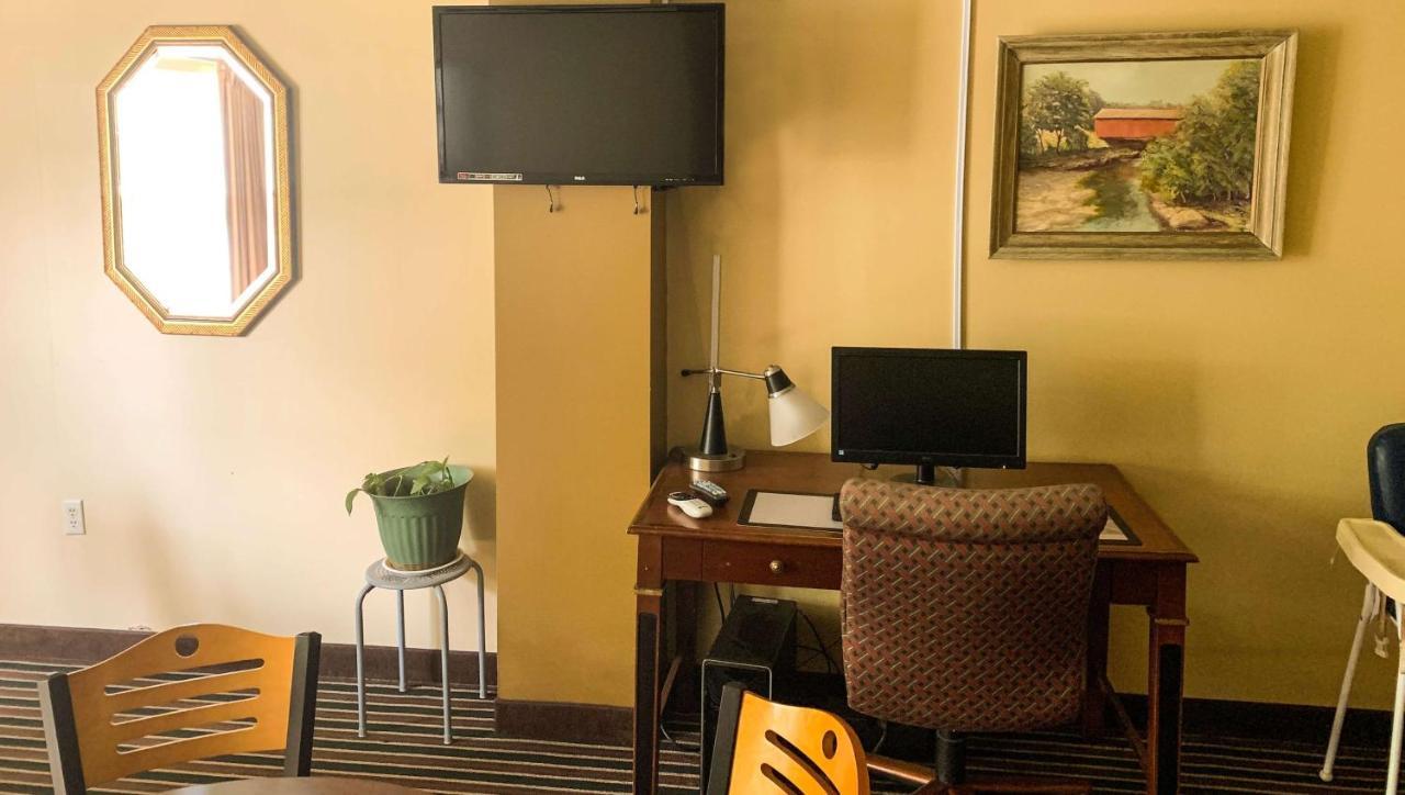 Royal Inn Rockville Экстерьер фото