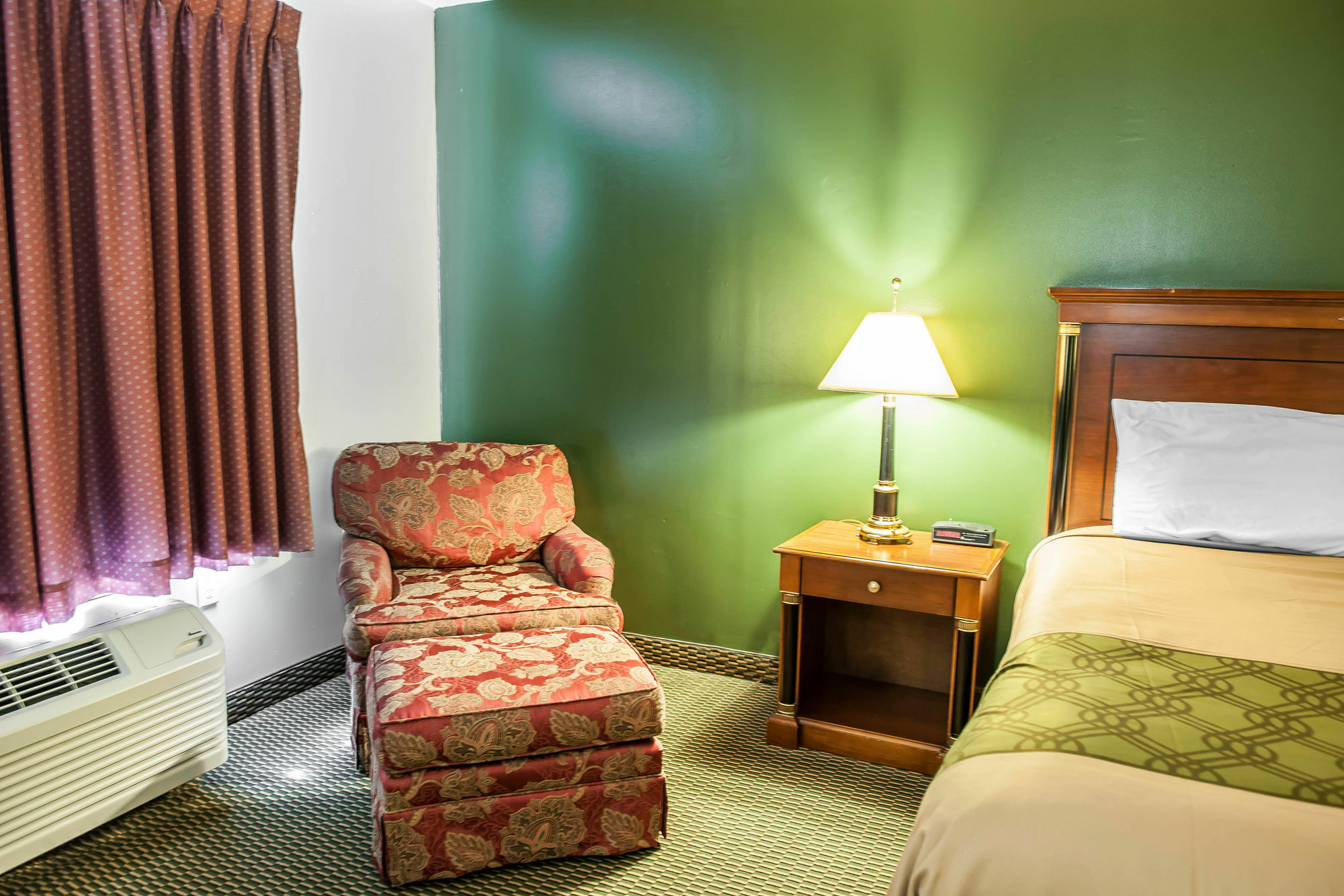 Royal Inn Rockville Экстерьер фото